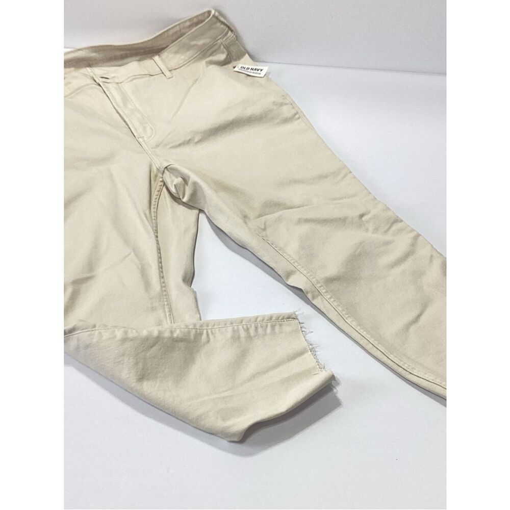 Old Navy Rockstar Super Skinny Extra High Rise 360 Stretch Size 24 Cream NWT